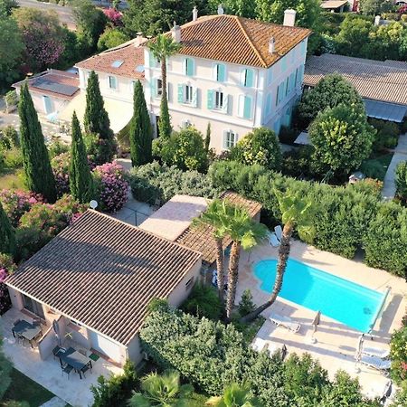 히에레 Domaine De L'Aufrene B&B 외부 사진