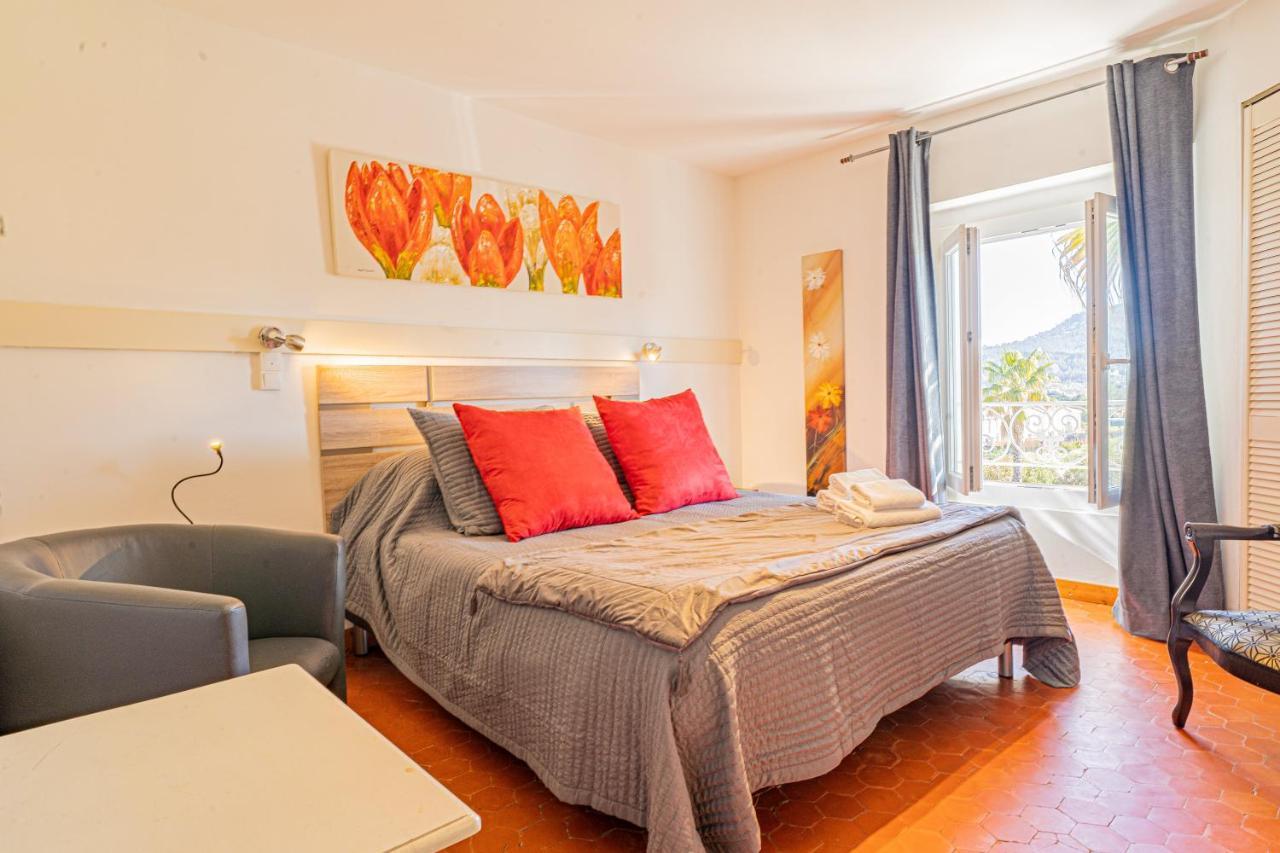 히에레 Domaine De L'Aufrene B&B 외부 사진